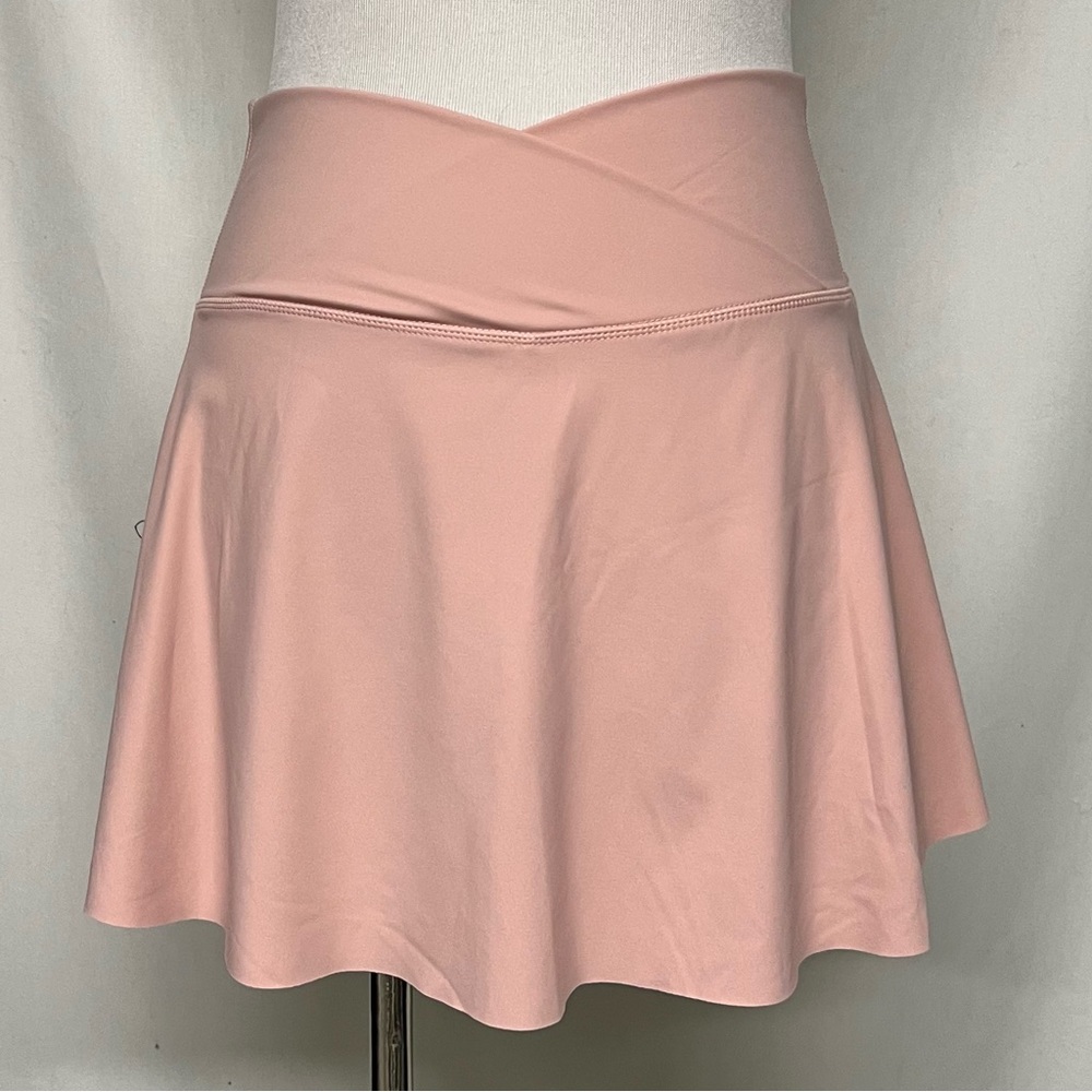 NWOT skort
